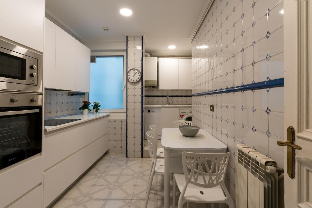 Amama Apartment By People Rentals Bilbao Exterior photo