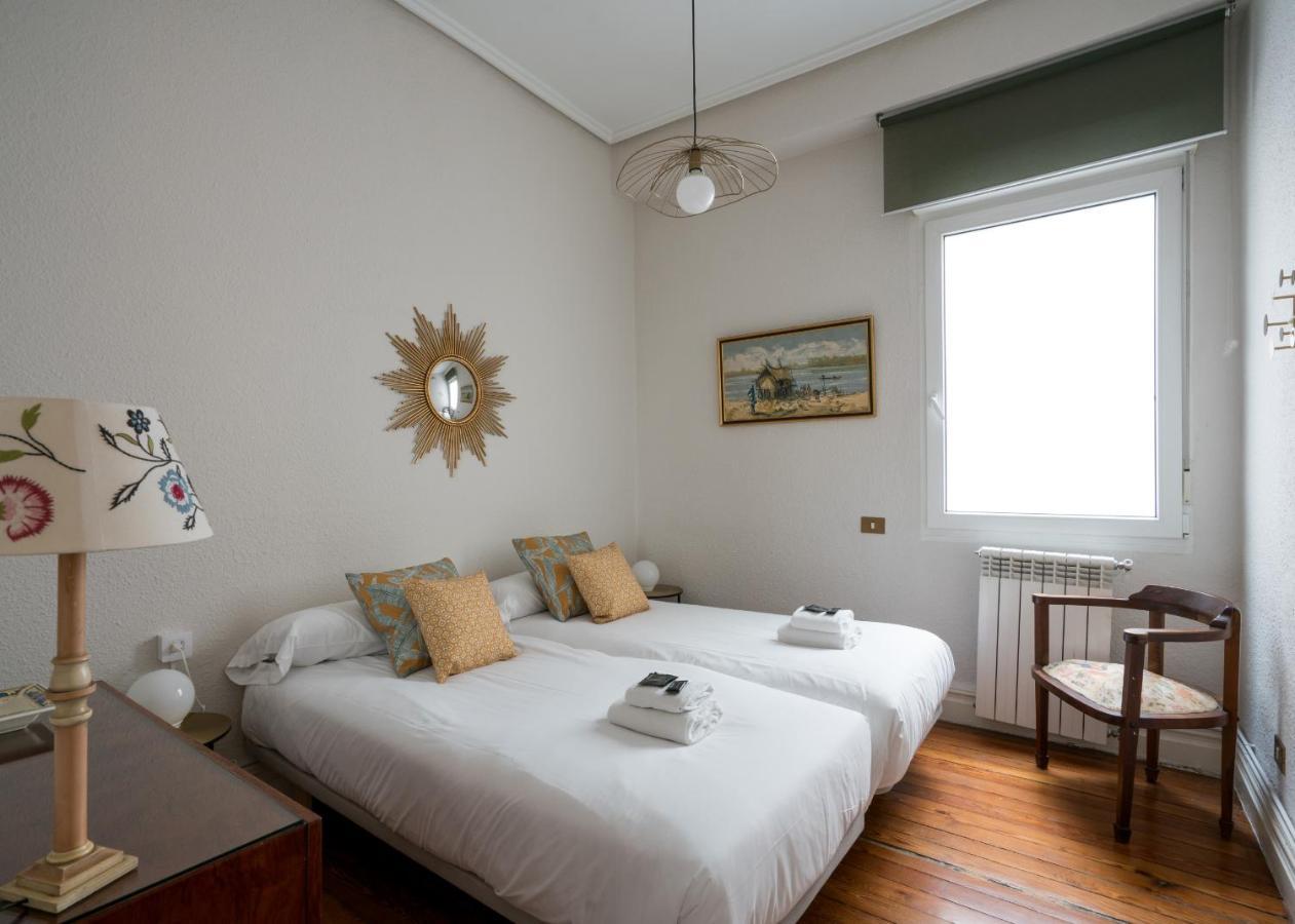Amama Apartment By People Rentals Bilbao Exterior photo